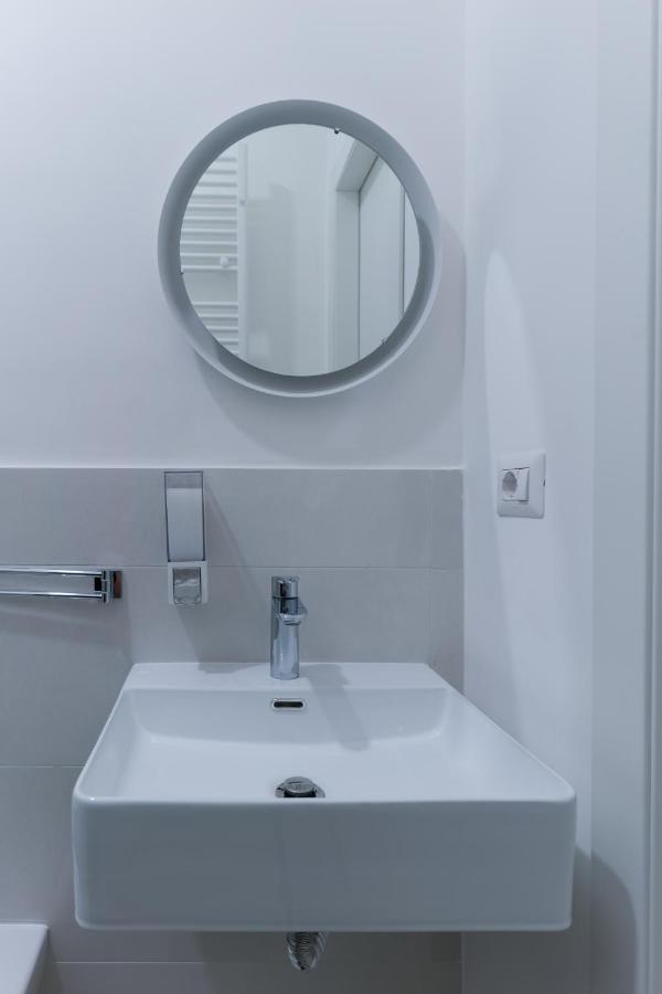 Sleep Inn Toledo - Self Check-In Neapel Exterior foto