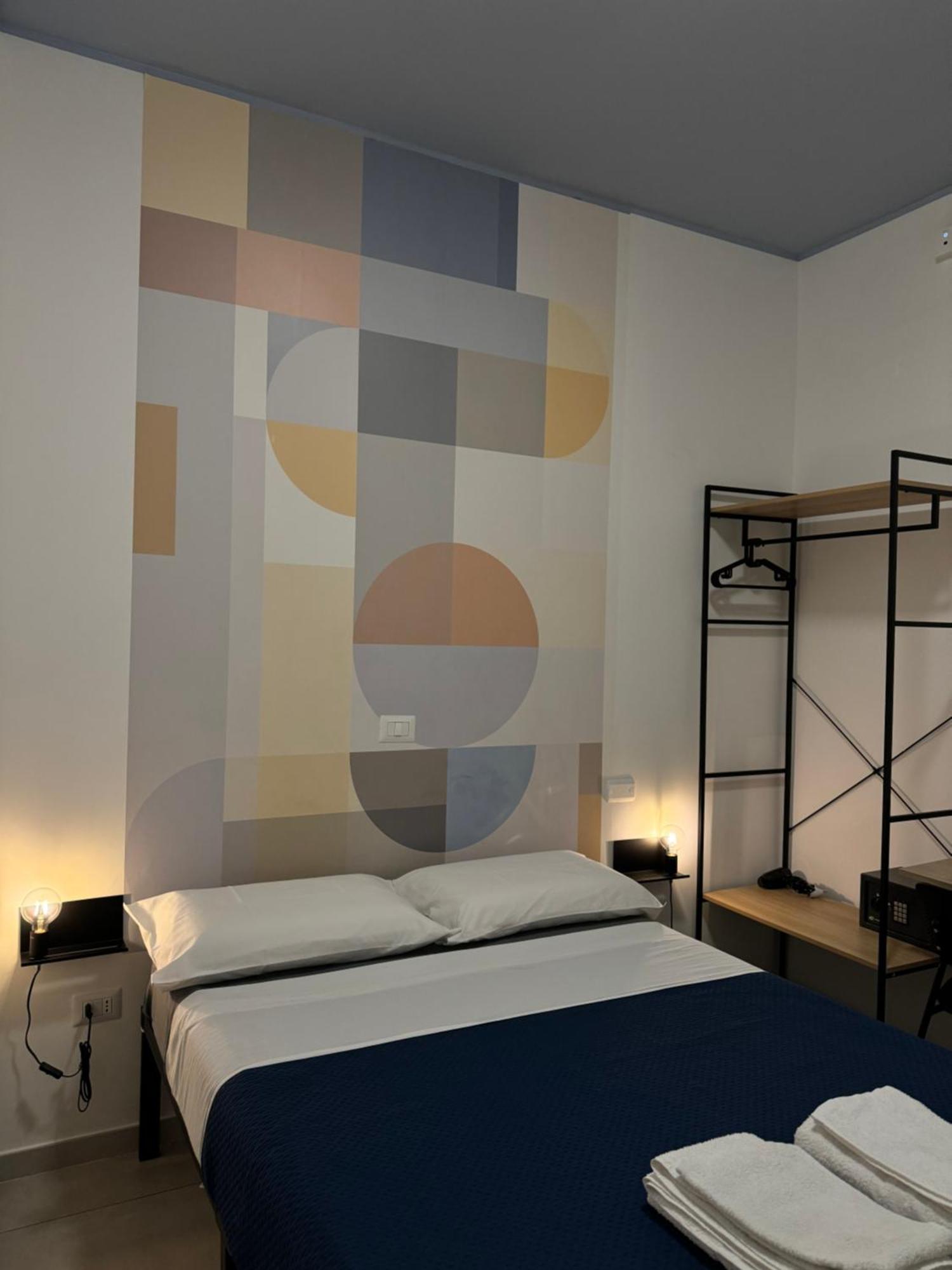 Sleep Inn Toledo - Self Check-In Neapel Exterior foto